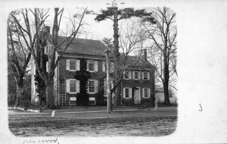 Wood Mansion